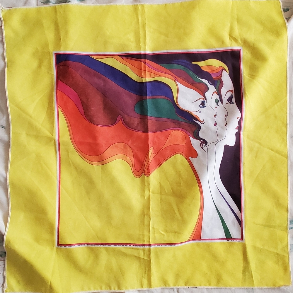 VINTAGE SCARF 1975 PEACE RAINBOWS FACE EVC